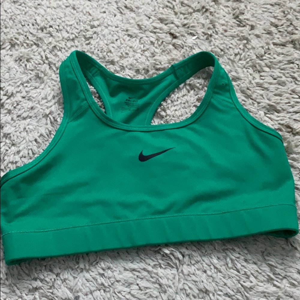Green dri fit sports bra